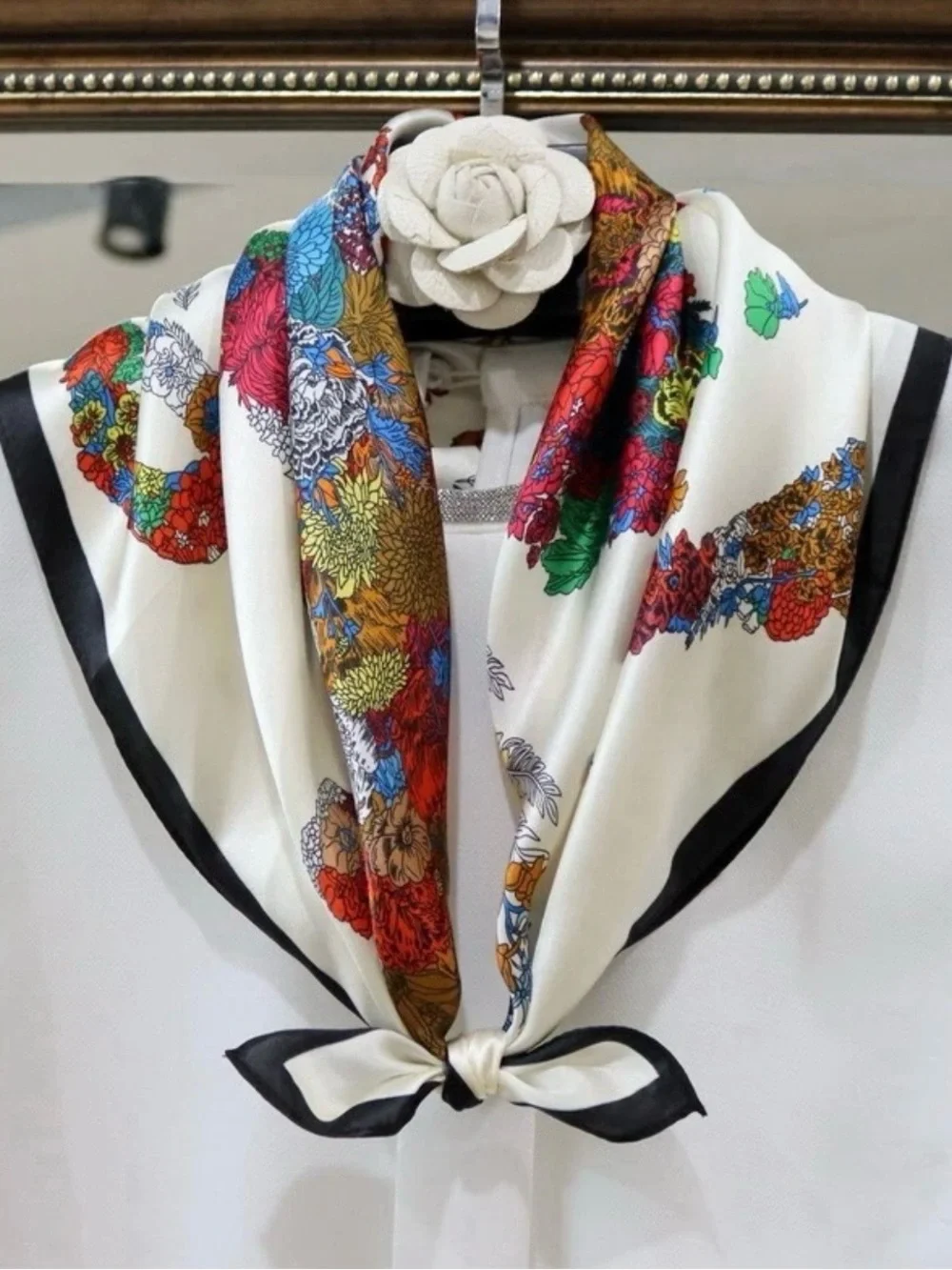 Mulberry Silk Blend Flower Steed Scarf Elegant Equestrian Silk Square